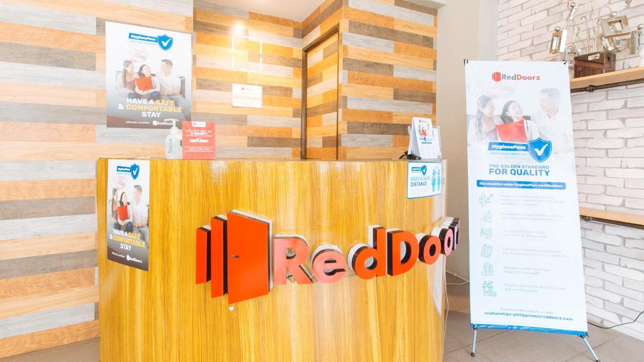 Reddoorz Plus Near Osmena Highway 2 Ξενοδοχείο Μανίλα Εξωτερικό φωτογραφία